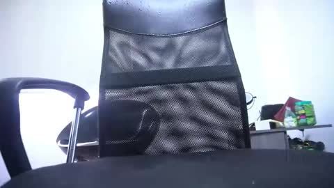 Owner of your wallet  online show from 05.31.26