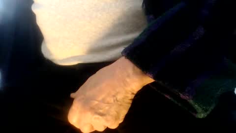 Snapshot of helvella chatting on 04.02.26 Helvell online show from 04.02.26