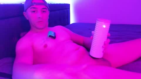 HENNIDRIP online show from 11.22.25