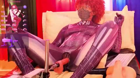 Snapshot of hentaicenter chatting on 10.16.25 Princess online show from 10.16.25