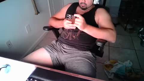 Snapshot of hereinmiami305 chatting on 10.26.25 hereinmiami305 online show from 10.26.25