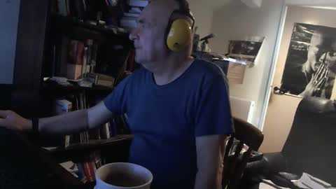 mature online show from 01.09.25