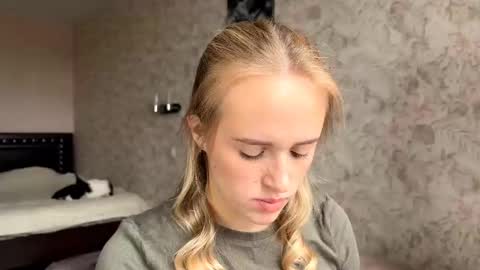 Sylvia online show from 09.19.25