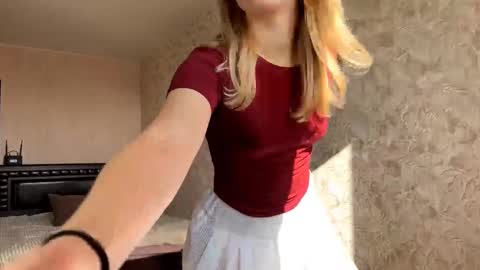 Sylvia online show from 10.04.25