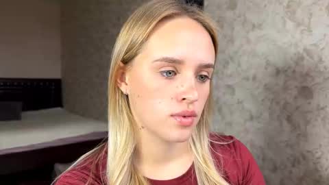 Sylvia online show from 10.07.25