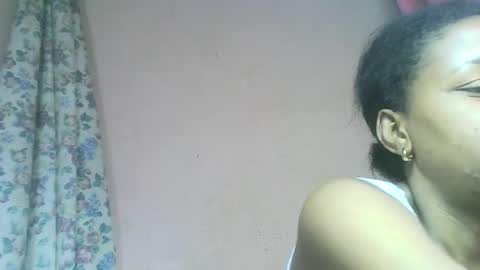 Snapshot of hervea9794 chatting on 04.10.26 Hervea9794 online show from 04.10.26