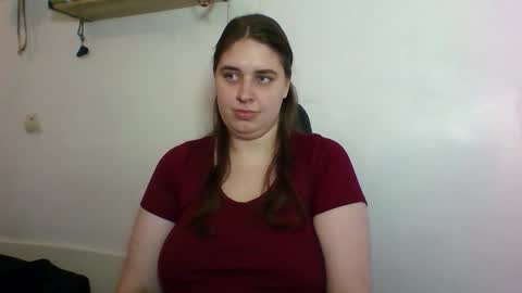 hess_luna_ online show from 10.13.25