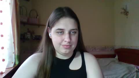 hess_luna_ online show from 02.13.26