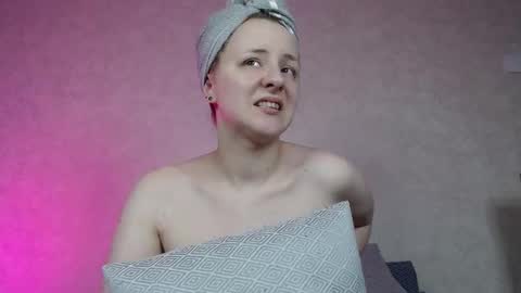 Hesssa Prime time  The broadcasts start at 3am and 3 pm London time  online show from 11.09.25