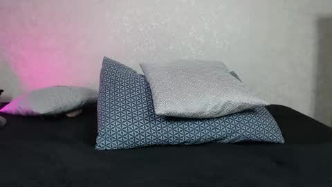 Hesssa Prime time  The broadcasts start at 3am and 3 pm London time  online show from 11.21.25