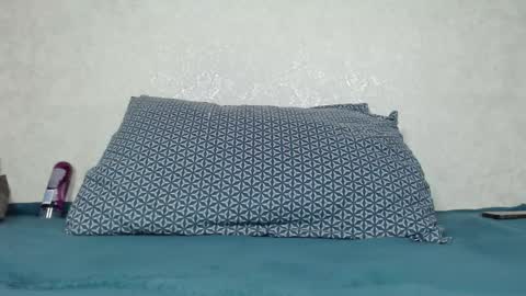 Hesssa Prime time  The broadcasts start at 3am and 3 pm London time  online show from 02.13.26