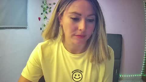 Hestesiaxx online show from 12.04.24