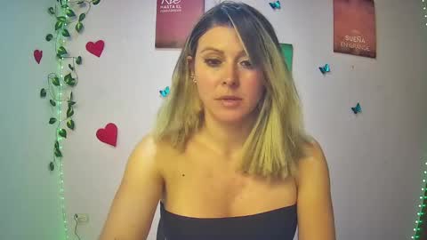 Hestesiaxx online show from 01.14.25