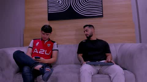 heteros men online show from 12.01.25