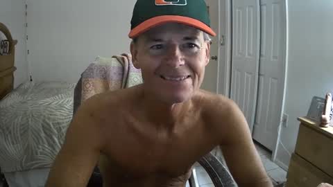 hewes1 online show from 10.10.25