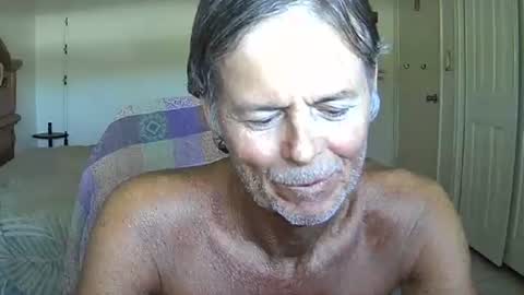 hewes1 online show from 04.18.26