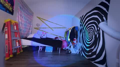 Snapshot of hexivu chatting on 10.06.25 salem online show from 10.06.25