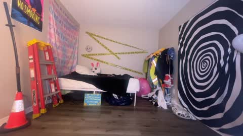 Snapshot of hexivu chatting on 10.08.25 salem online show from 10.08.25