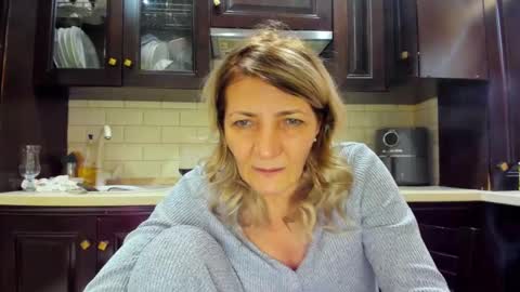 Heyheygrey online show from 02.14.25