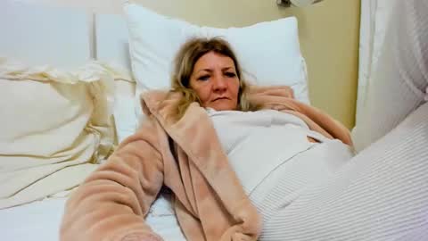 Heyheygrey online show from 02.19.25