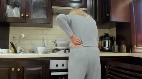 Heyheygrey online show from 10.05.25