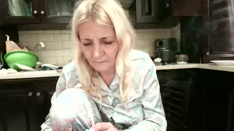 Heyheygrey online show from 11.04.25