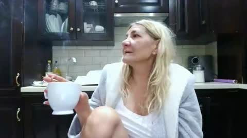 Heyheygrey online show from 11.21.25