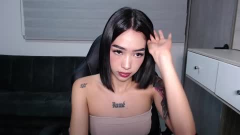 Laura online show from 06.10.26