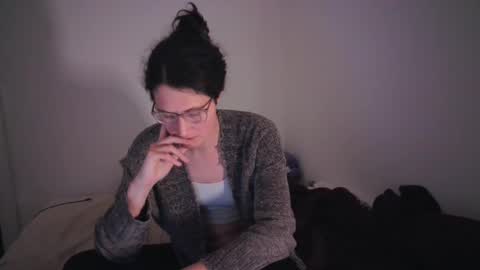 Ada Sophie online show from 02.18.25