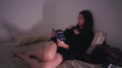 Ada Sophie online show from 03.03.25