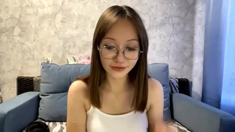 Snapshot of heytomato chatting on 10.21.25 Im Alice since birth  online show from 10.21.25