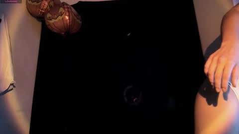 heyyo1808 online show from 10.27.25