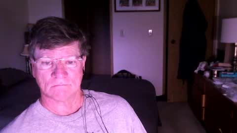 Snapshot of hg99too chatting on 09.21.25 hg99too online show from 09.21.25