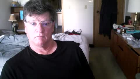 Snapshot of hg99too chatting on 10.05.25 hg99too online show from 10.05.25