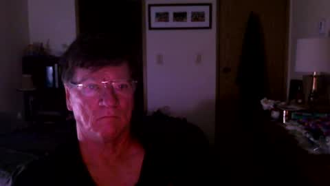 Snapshot of hg99too chatting on 10.11.25 hg99too online show from 10.11.25