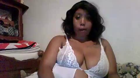 hheritinaa online show from 12.15.25