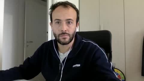 Snapshot of hhombre chatting on 10.13.25 hhombre online show from 10.13.25