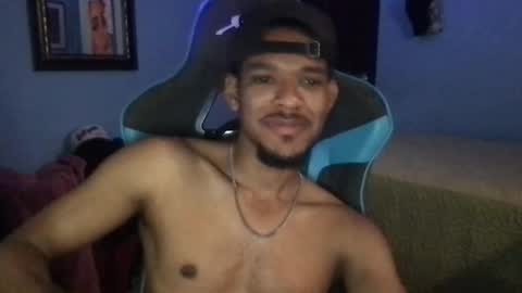 Snapshot of hhotcrazy chatting on 10.19.25 hhotcrazy online show from 10.19.25