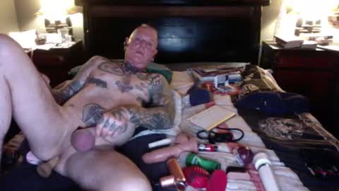 Snapshot of hiasallfuk13 chatting on 10.01.25 HARDCORE13 online show from 10.01.25