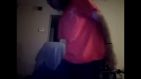 Snapshot of hiddenboner4u chatting on 02.15.26 hiddenboner4u online show from 02.15.26