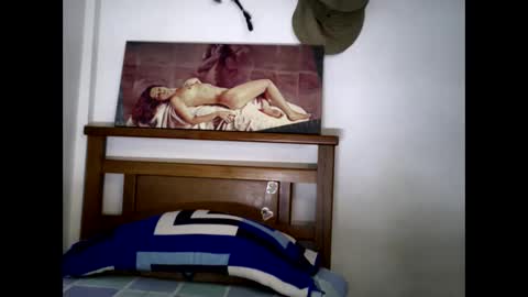 hideonbush online show from 10.06.25