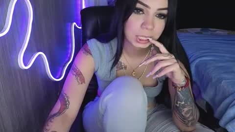 Snapshot of high_fortune chatting on 02.08.26 high online show from 02.08.26