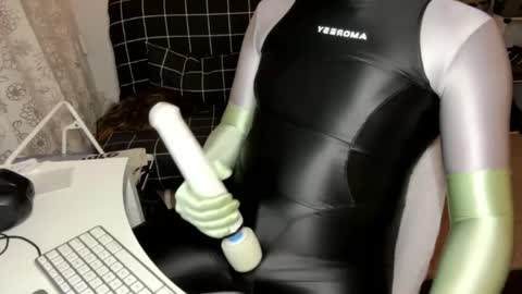 Snapshot of higher_lycra chatting on 03.09.25 higher_lycra online show from 03.09.25