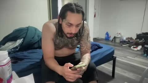 hihello777777 online show from 11.05.25