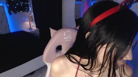 hikari_kagura online show from 12.13.24
