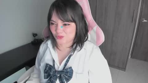 Snapshot of hikaru_arimura chatting on 10.23.25 hikaru_arimura online show from 10.23.25