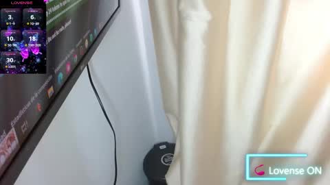 Snapshot of hilary__thompson chatting on 12.03.24 hilary thompson online show from 12.03.24