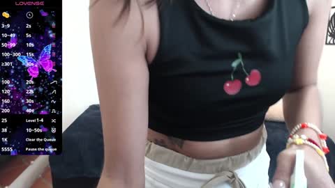 H I L A R Y online show from 12.05.24