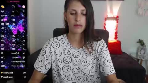 H I L A R Y online show from 03.12.25