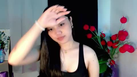 hilarymolly online show from 12.22.25